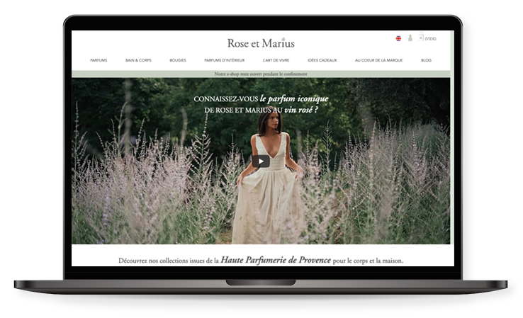 photo-mockup-rose-et-marius photo-mockup-rose-et-marius